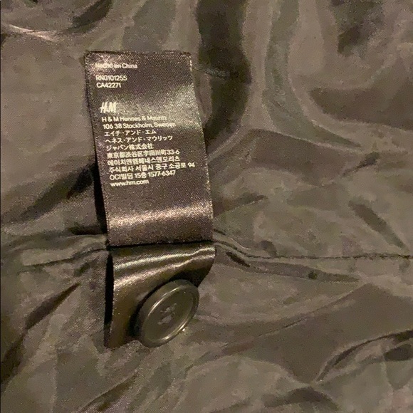 H&M windbreaker - Picture 9 of 9